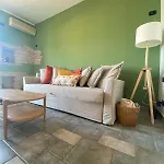 New Exclusive - Music House Apartment