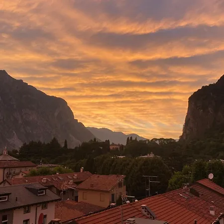 New Exclusive - Music House Lecco