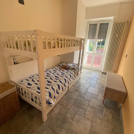 New Exclusive - Music House * Lecco